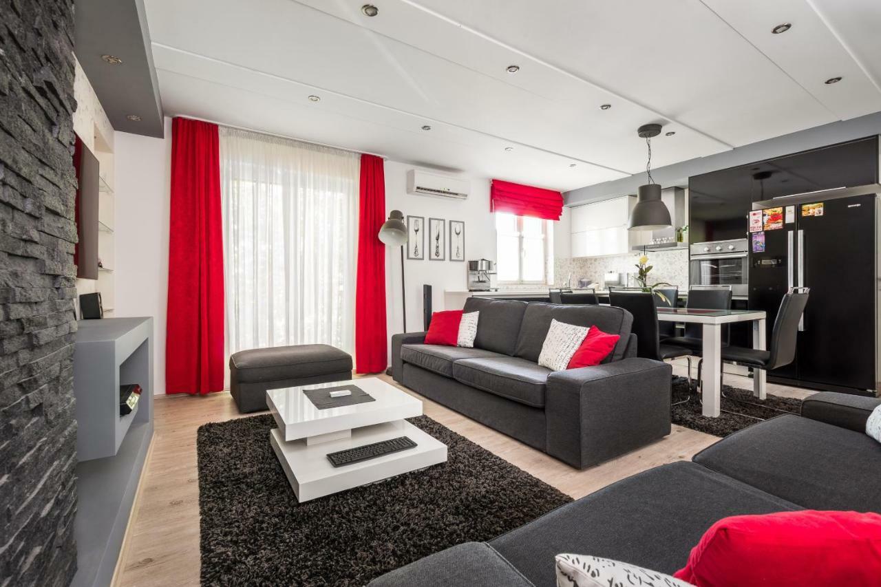 Kaštela Apartments Ivan מראה חיצוני תמונה