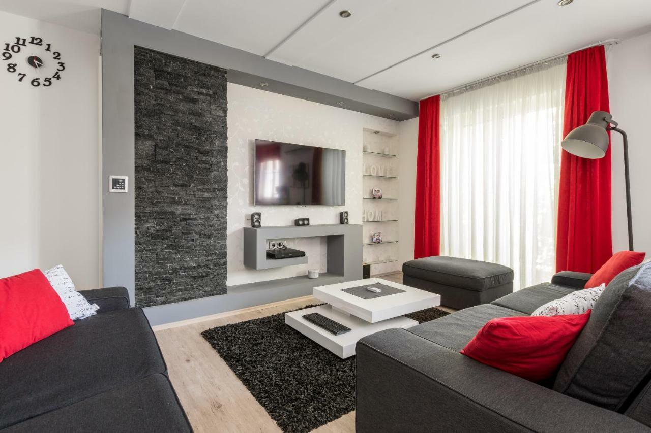Kaštela Apartments Ivan מראה חיצוני תמונה