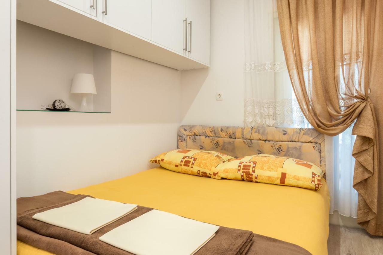 Kaštela Apartments Ivan מראה חיצוני תמונה