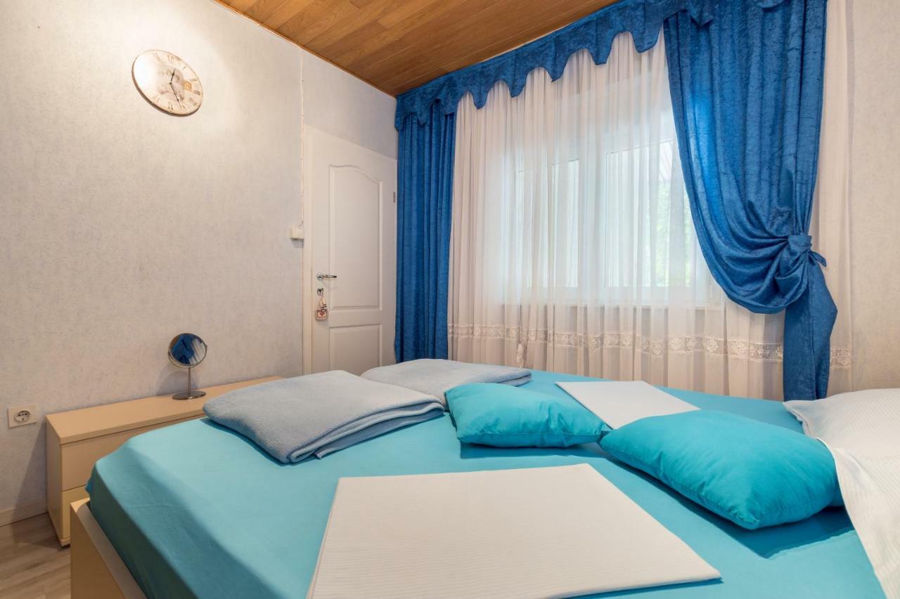 Kaštela Apartments Ivan מראה חיצוני תמונה