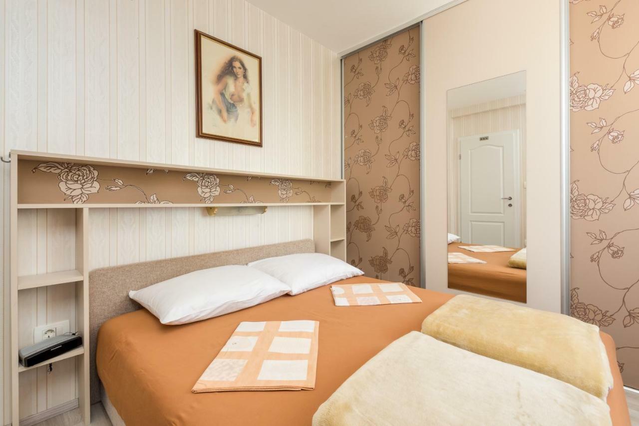 Kaštela Apartments Ivan מראה חיצוני תמונה