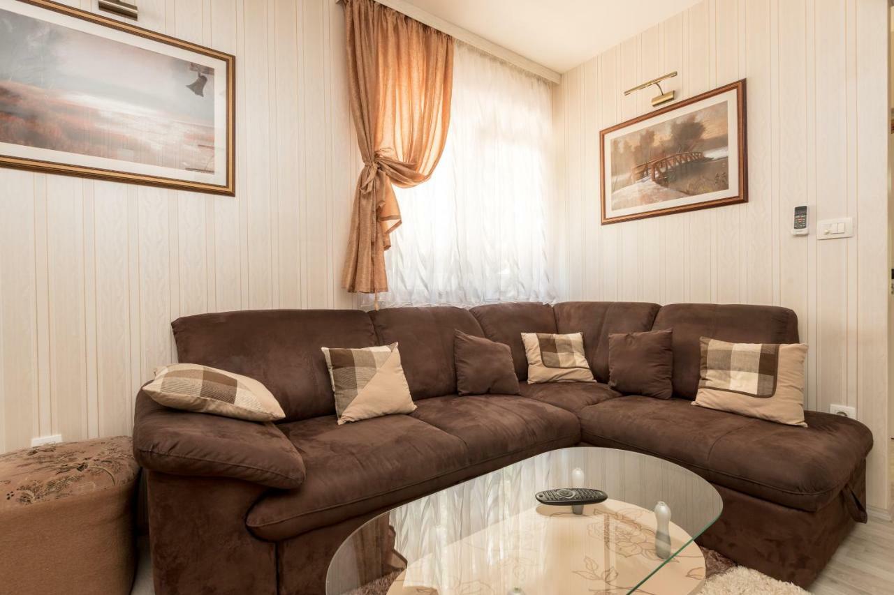 Kaštela Apartments Ivan מראה חיצוני תמונה