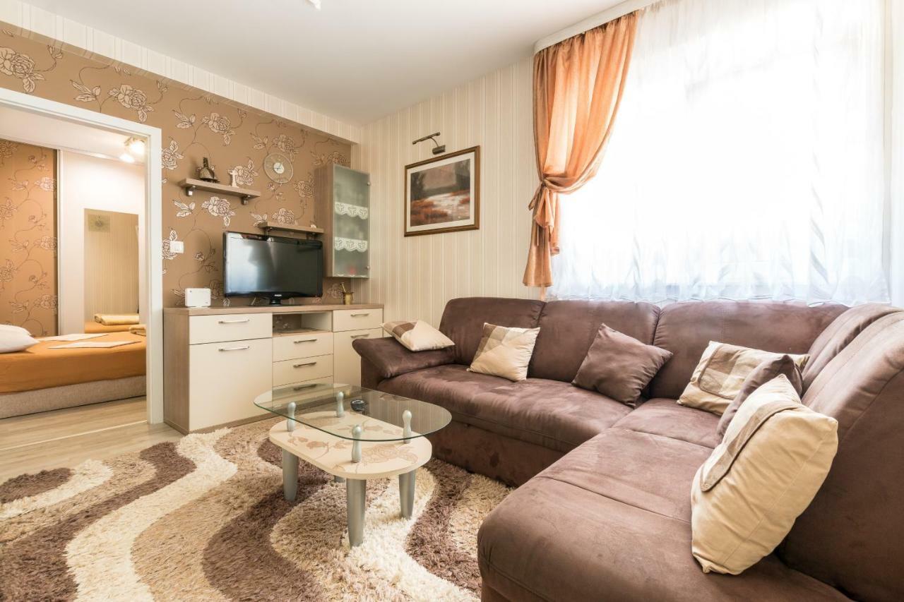 Kaštela Apartments Ivan מראה חיצוני תמונה