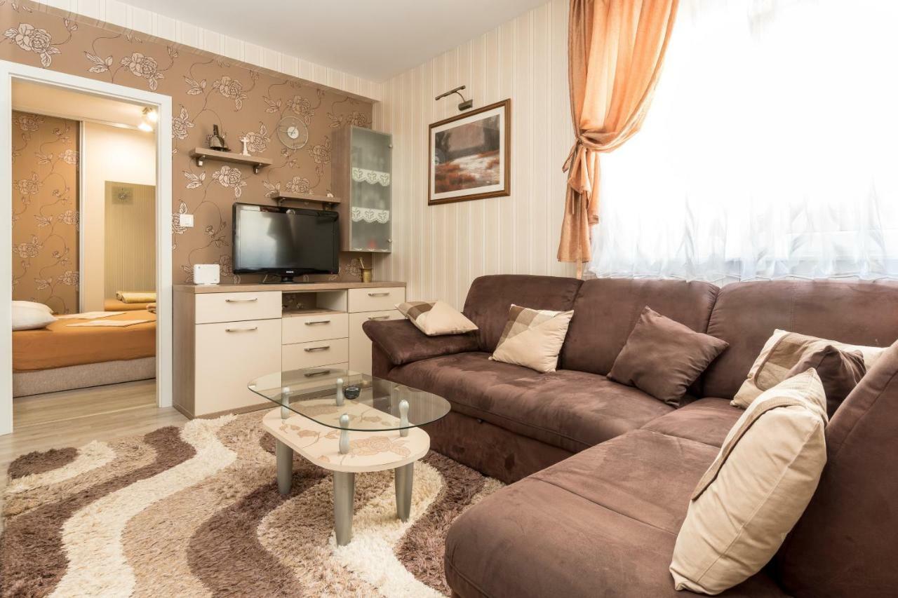 Kaštela Apartments Ivan מראה חיצוני תמונה